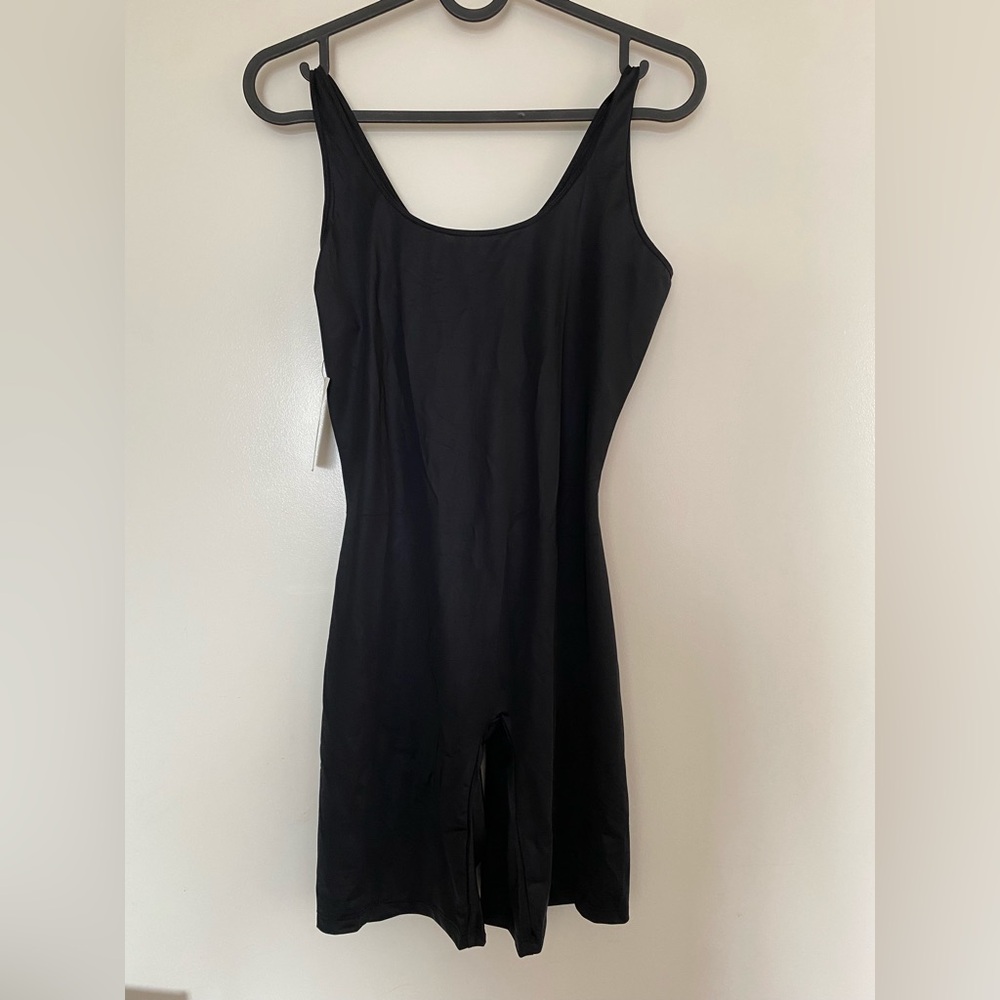 Tezenis Black Shaping Bodysuit Shorts Mid Thigh Size Large NWT
